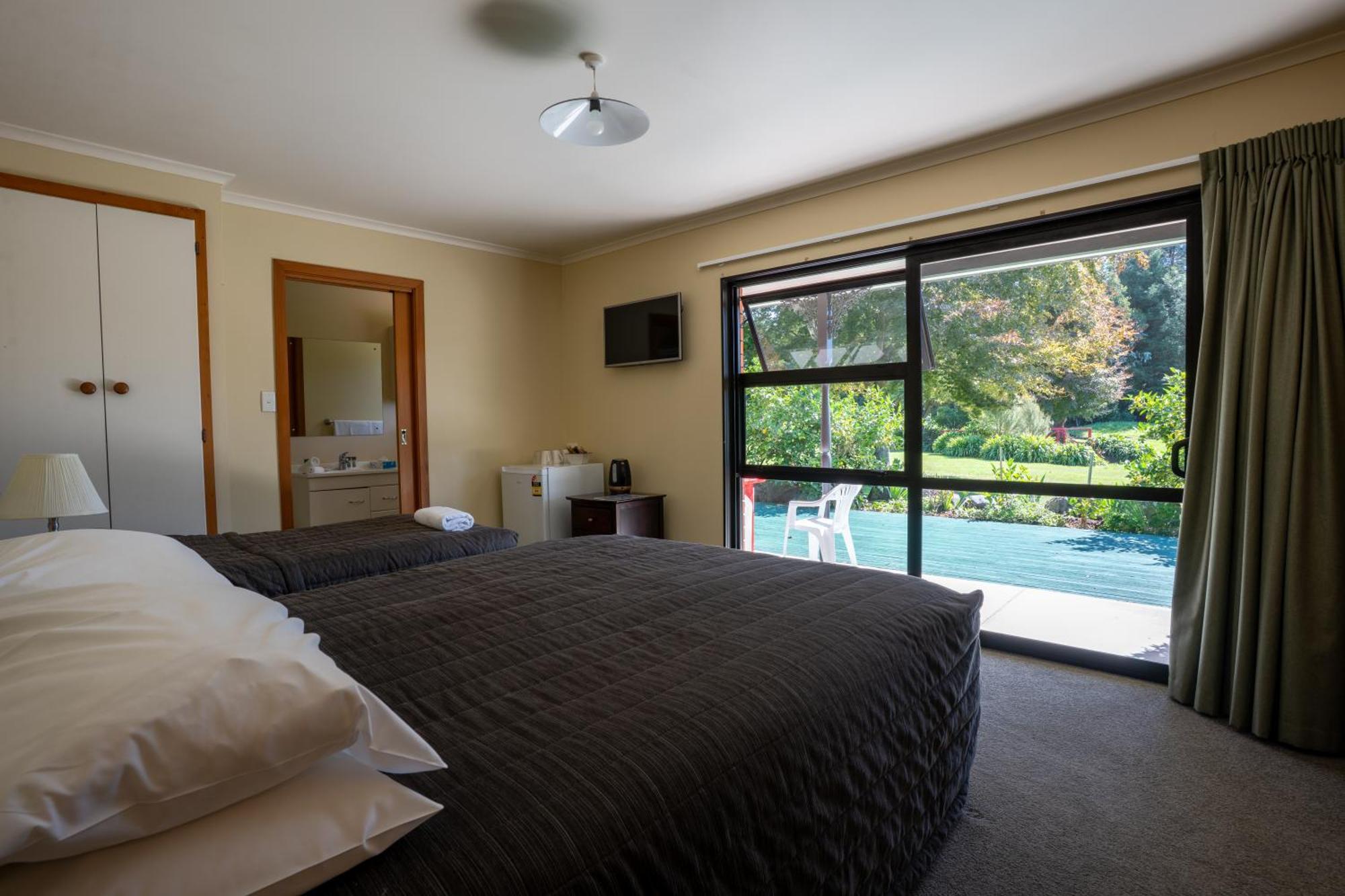 Donegal House Hotel Kaikoura Kültér fotó