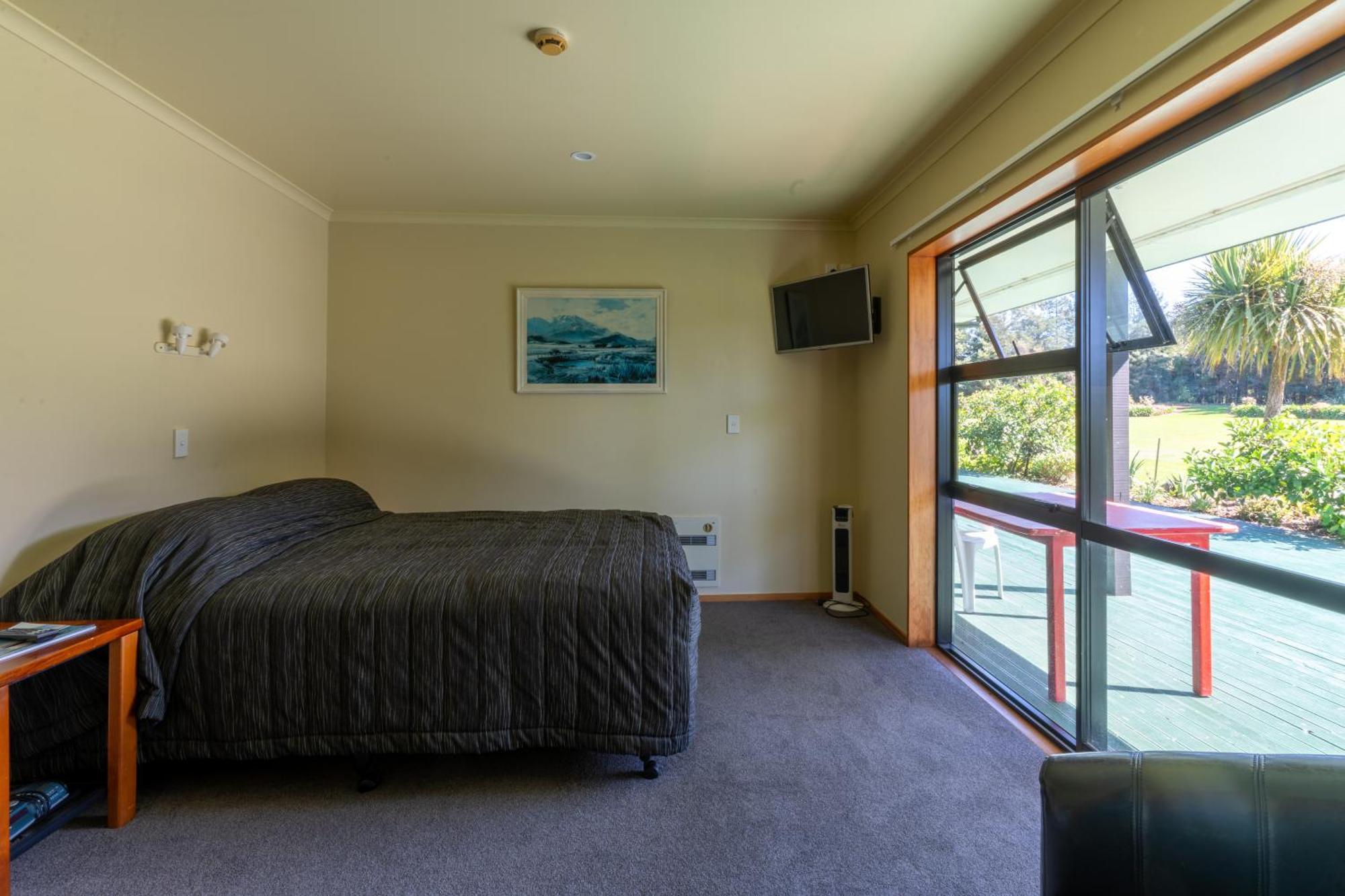 Donegal House Hotel Kaikoura Kültér fotó